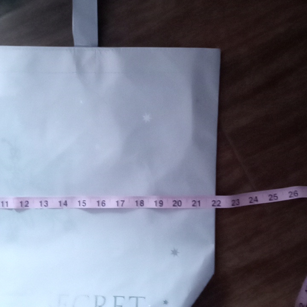 Victoria Secret Shopping Bags and Pink ( Large)NWOT - Picture 3 of 9